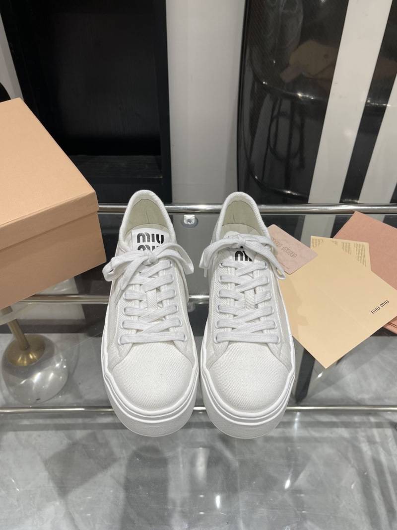 Miu Miu Casual Shoes